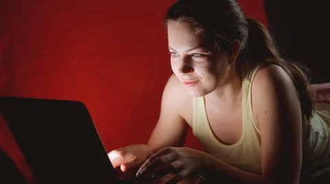 Women on the computer Stock-Footage 62727111