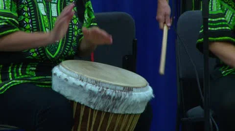 Women Drumming 動画素材 8959743