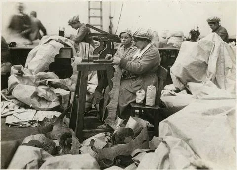Women work with the outer casing to flying machines on aircraft factory. C... Foto stock
