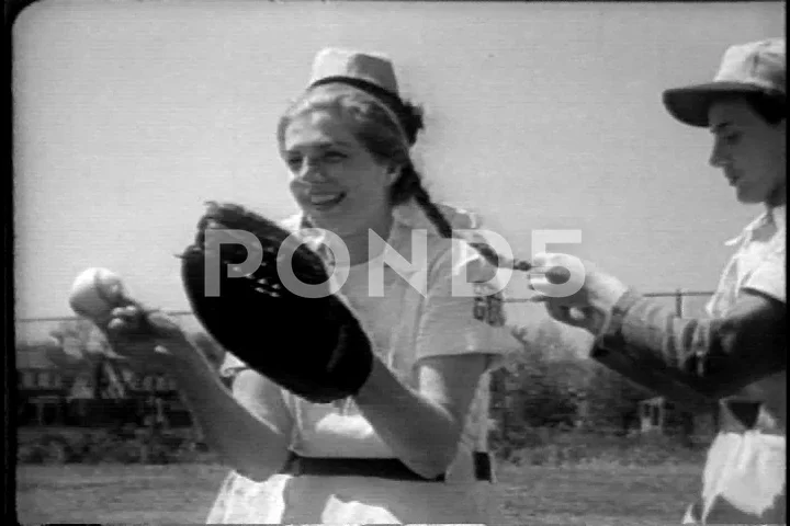 The Women's Professional Baseball League: Fort Wayne Daisies