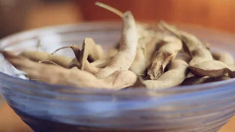 Women's hands clean dried beans 库存影片 97832128