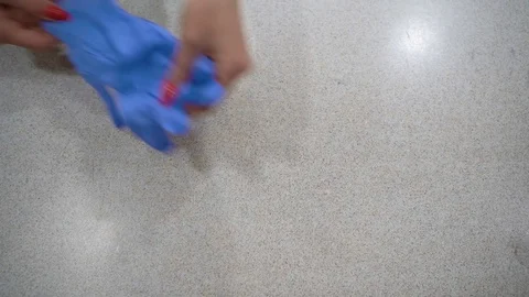 Women's hands put on the table antiseptic 库存影片 127864495