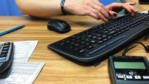 Women's hands typing Stock Footage 75755645