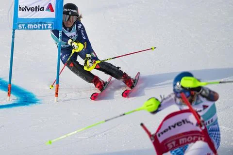 Women's parallel slalom qualification run, St Moritz, Switzerland - 15 Dec 2019 库存照片