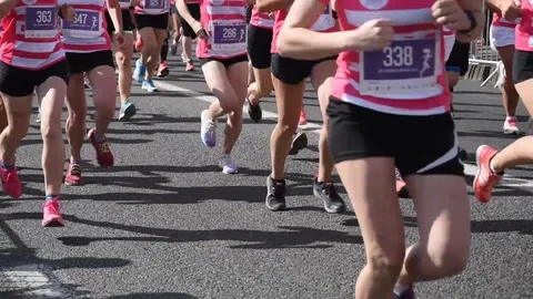 Women’s running race Stock Footage 77004672