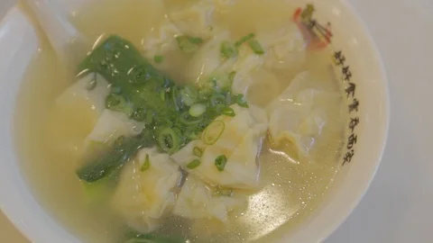 Wonton dumpling soup Video stock 126267793