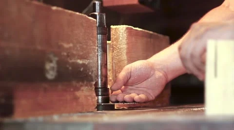 Wood cutting machine Vidéo 66445878