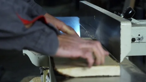 The wood on the jointer machine Vidéo 101944288