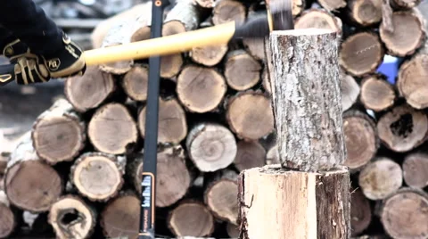 Wood Splitting Single  Hit with the axe, chopping firewood Video stock 59703396