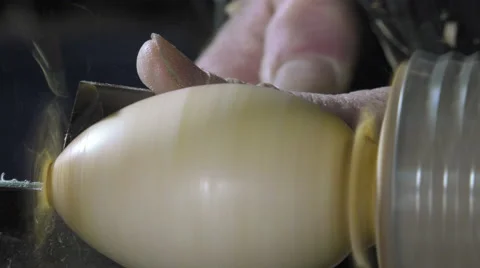 Wood turner cutting shapes in wood Stock-Footage 59381406