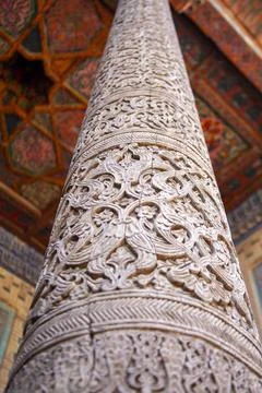 A wooden beam with a pattern in it 写真素材