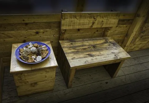 Wooden Bench with Side Table Foto stock