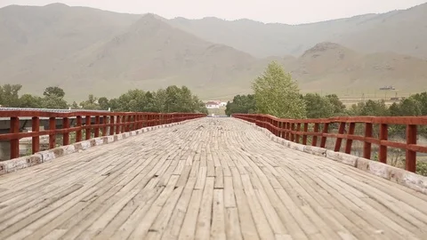 Wooden Bridge in Perspective Video stock 126955399