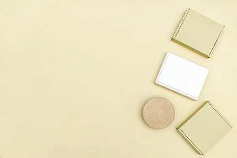 Wooden empty packaging open and closed cardboard paper craft gift box top v.. Stock Photos