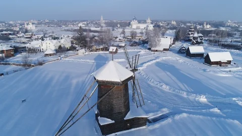 Wooden windmill and panoramic view of Suzdal in winter Stock Footage 101453917