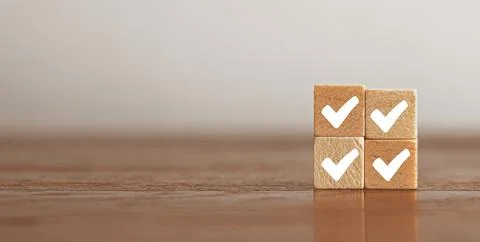 Woods block square with correct. ISO certification, Guarantee, Quality assu.. Foto stock