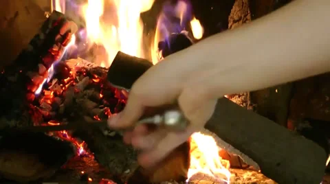 Woods burning to coal in a fireplace. 스톡 동영상 35700952