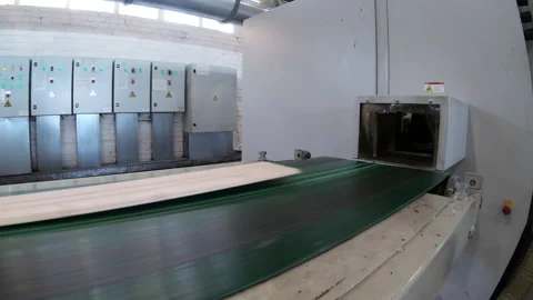 Woodworking production with computerized automatic equipment. Video stock 172203632