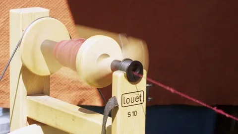 Wool Yarn Loom Spinning Artisan Handmade 5k HD Stock Video Footage Vidéo 80933919