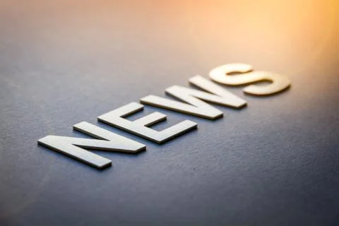 Word news written with white solid letters Foto stock