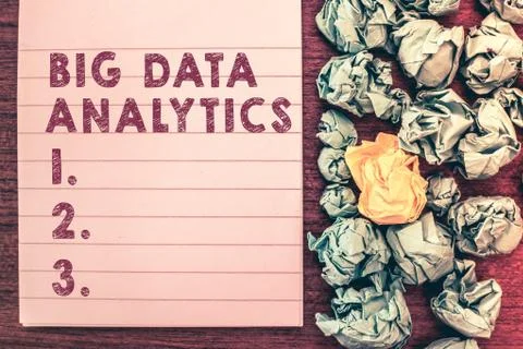Word writing text Big Data Analytics. Business concept for The process of Fotos de archivo