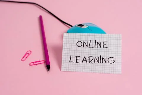 Word writing text Online Learning. Business concept for Larning with the 写真素材