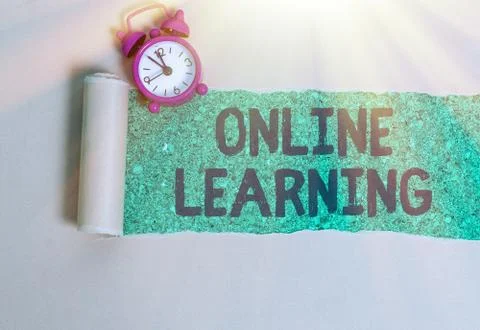 Word writing text Online Learning. Business concept for Larning with the Foto stock