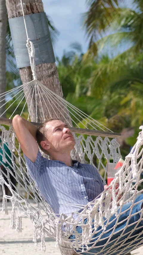 Work and relax on beach by freelancer Stock Footage 315293856
