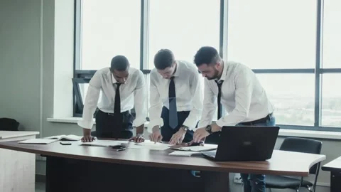  Work of business team. Brainstorm. Stock Footage 92739858