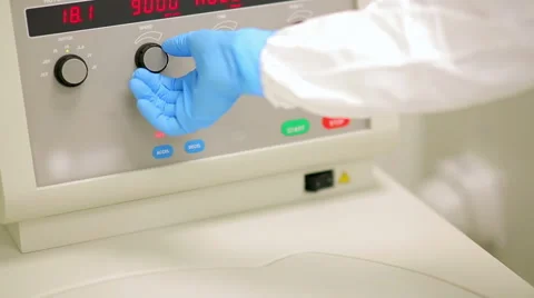 Work in a chemical laboratory Video stock 60455989