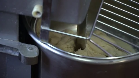 Work dough mixer 動画素材 80627599