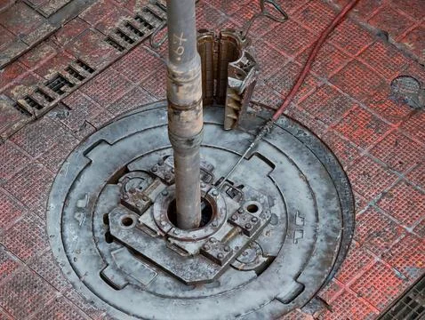 Work the drill string up and down with rotation 写真素材