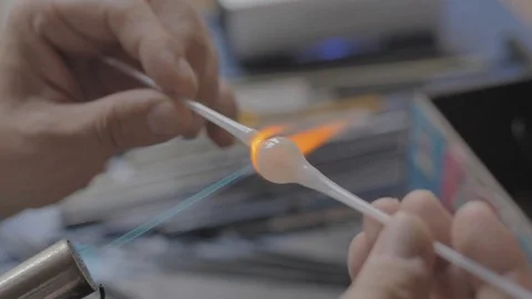 Work with glass and fire eye of glass 60fps Vídeos de archivo 92301079