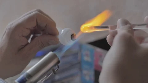 Work with glass and fire eye of glass 60fps Vídeo Stock 92303507