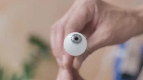 Work with glass and fire eye of glass 60fps Видео 92303768