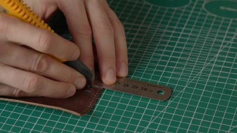 Work with leather, handmade. Video stock 332083061