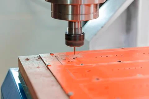 Work of the milling machine. Photos