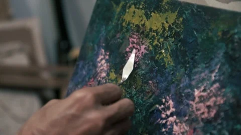 Work with palette knife. The work of a professional (close-up) Stock Footage 85670199