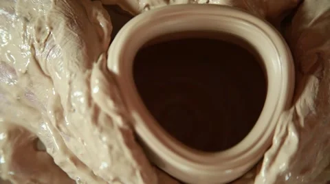 The work of the potter on potter's wheel Stock Footage 65186350