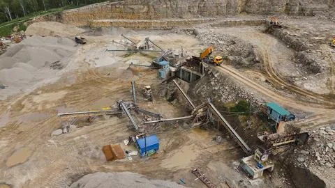 The work of the quarry for the extraction of crushed stone Stock Photos