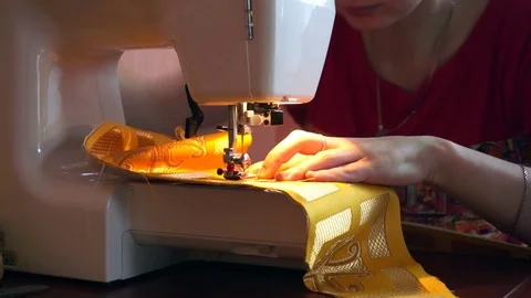 Work On A Sewing Machine Vídeo Stock 82869680