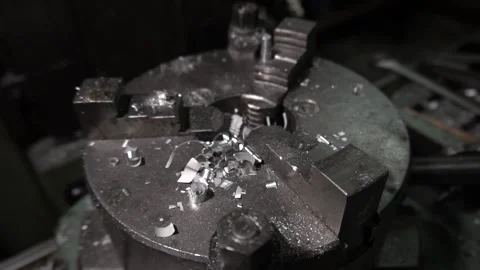 Work turning product metalworking on old equipment 動画素材 160658552