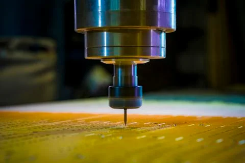 Work of the vertical milling machine with CNC. milling spindle Stock Photos
