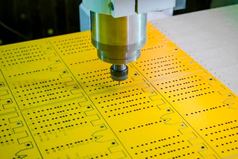 Work of the vertical milling machine with CNC. milling spindle Stock Photos