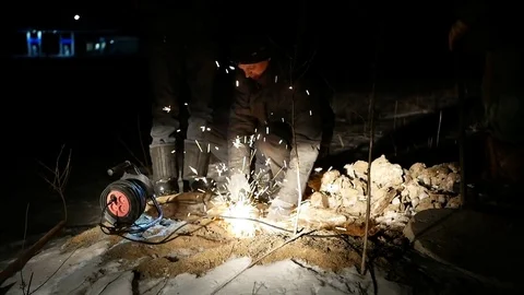 Work is working with circular saw Stock Footage 73097816