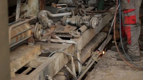 Worker Cutting Metal with a gas Flame torch in Metal industry for recycling  스톡 동영상 87464825