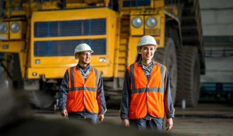 Worker in front of a bug truck Foto stock