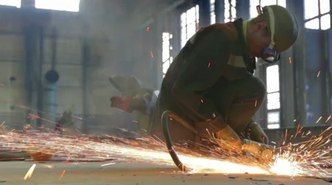 Worker grinding in a factory Stock-Footage 33905063