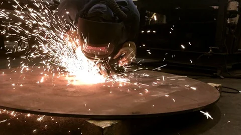 Worker grinding, Industrial video. Vidéo 71952355