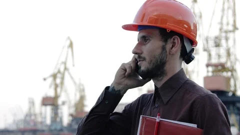 Worker in helmet Video stock 93000558